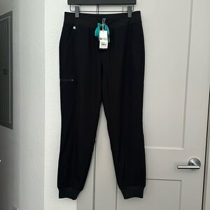 NWT FIGS ZAMORA FREEX LINED JOGGER SCRUB PANTS BLACK WOMENS MEDIUM